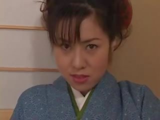 Chinatsu nakano - 23 yo japonská geisha mademoiselle