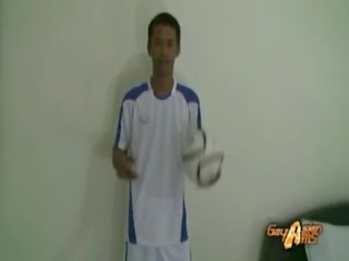 כדורגל תלמיד בית ספר