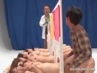 Азіатська голий дівчинки отримати піхви прицвяхований в a ххх фільм конкурс