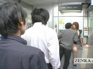Bizarr japanisch post büro bietet an vollbusig oral xxx klammer geldautomat